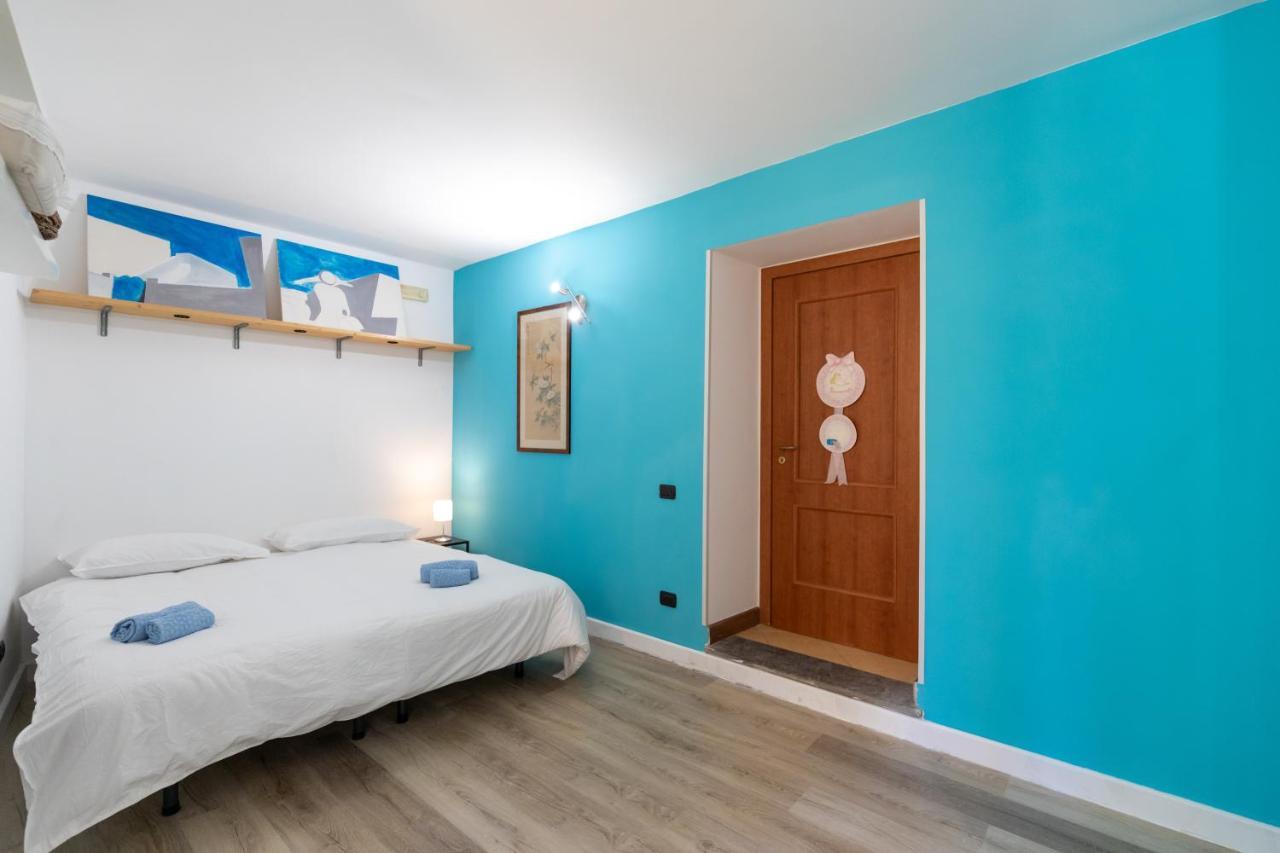 Colored House Until 7 People Above Sqplebiscito Neapel Exterior foto